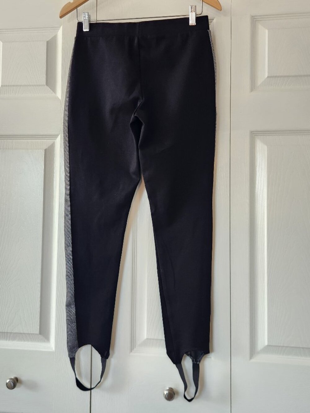Cuidado con El Perro NWT black stirrup pants with silver side panels